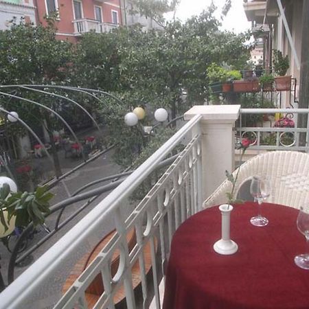 Lina'S Apartment Градо Екстериор снимка