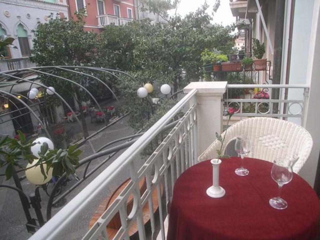 Lina'S Apartment Градо Екстериор снимка